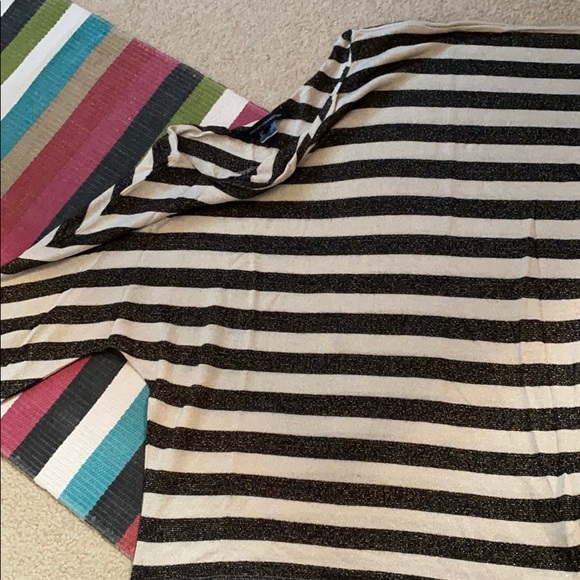 FRENCH CONNECTION Asymmetrical TOP - Picture 2 of 7